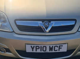 Vauxhall Meriva, 2010 (10) Gold MPV, Manual Petrol, 69,785 miles