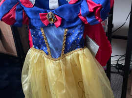 Snow White costume brand new with tags