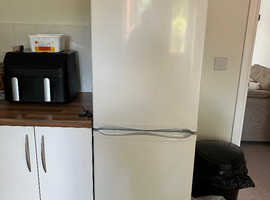 Fridge freezer