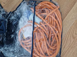 Hook up cable