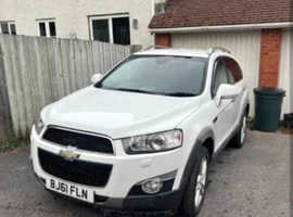 Chevrolet Captiva, 2011 (61) White Estate, Manual Diesel, 111,776 miles