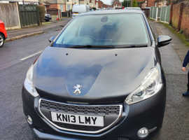 Peugeot 208, 2013 (13) Grey Hatchback, Manual Petrol, 91,206 miles