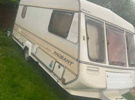 2000 caravan Bailey 4/5 berth project caravan ideal for Glastonbury or festival or office etc
