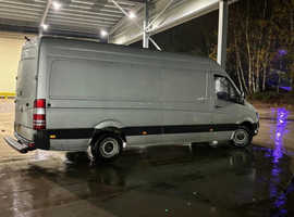 Courier/Man and van services