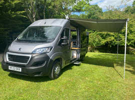 Campervan. Peugeot Boxer. New professional conversion
