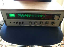 Super 1980s HiFi, AM/FM Stereo Receiver, great condition.