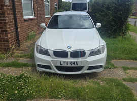 BMW 3 Series, 2011 (11) White Saloon, Manual Diesel, 126,965 miles