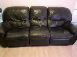Free to collector. 3 piece leather sofa