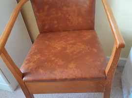 Commode chair for  very good condition