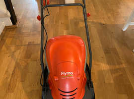 Flymo Hover Vac 250 for ssle