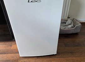 Free white Lec fridge