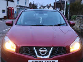 Nissan Qashqai, 2012 (61) red hatchback, Manual Diesel, 97,135 miles