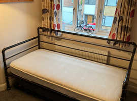 Metal Day Bed with folding guest trundle