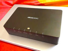 Arcam iRDAC digital to analogue converter. DAC.