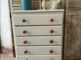 Shabby chic solid pine chest of 6 drawers - local delivery