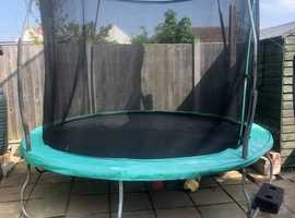 10ft Trampoline with enclosure in good used condition