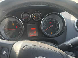 Vauxhall Meriva, 2011 (61) Brown MPV, Manual Diesel, 88,829 miles