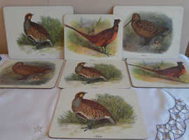 Clover Leaf Melamine bird table mats set of 7