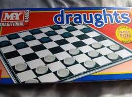 Draughts board game