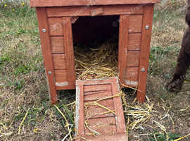 Small hutch