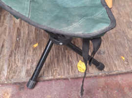 Folding Mini Stool
