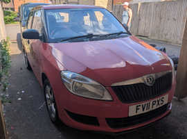 Skoda Fabia, 2011 (11) Red Hatchback, Manual Petrol, 103,000 miles
