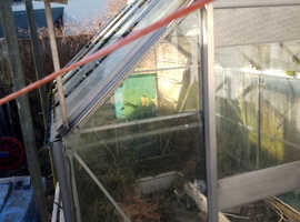 Qualcast greenhouse  8 by 6 foot replacement glass panes