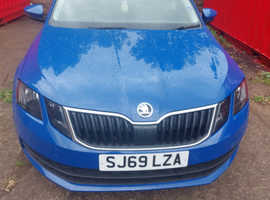 Skoda Octavia, 2019 (69) Blue Hatchback, Manual Diesel, 86,967 miles