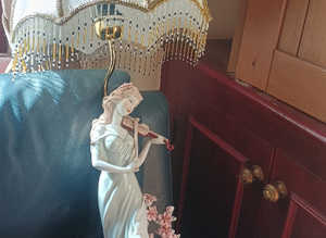 Elegant ladies lamp 34 inches high ex condition £75