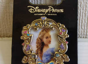 Disney Live action cinderella Lilly James limited edition 600 pin badge 2015