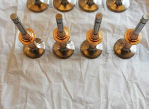 Valves and guides for engine Osca