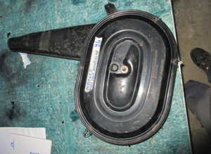 Air filter housing Mercedes 280E