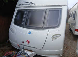 2010 LUNAR QUASAR 544 Caravan. **Single axle. Fixed bed. 4 berth**