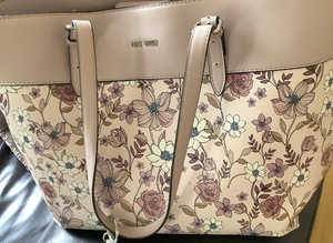 Ladies handbag