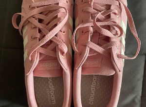 (823) Adidas cloudfoam trainers, size 8.5
