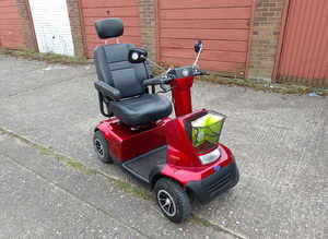 T G A  BREEZE MOBILITY SCOOTER
