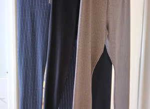 3 pairs of womens leggings