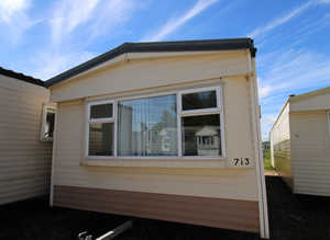 2004 Cosalt Albany - 3 Bedrooms - 36X12 - OFF SITE SALE