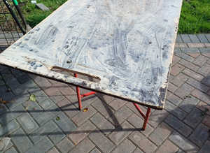 Foldable plasterers table