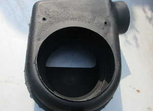 Air boxes under the front fenders for Fiat Dino