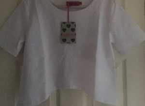 (822) Boohoo white top, size 10, new!