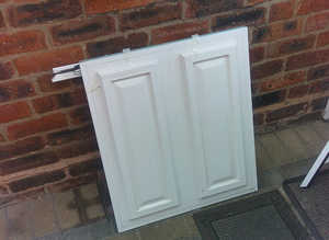 PVC panel and panel of glass