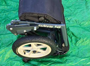 REDUCED Di Blasi R30 Auto Fold. 15.7 Stones 10 Miles Range Mobility Scooters