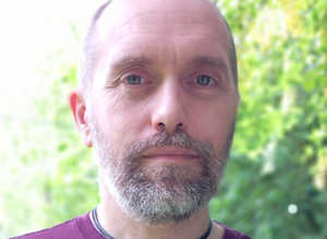 Fresh, open and inclusive Cognitive Behavioural Hypnotherapy and hypnosis (hypnotherapist)