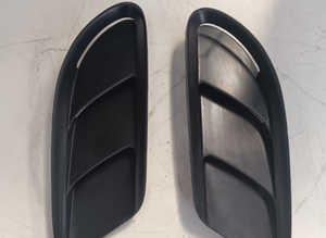 Air intakes on front bonnet Maserati 3200 GT