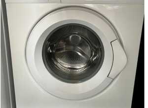 Montpellier MW7012P Freestanding Washing Machine