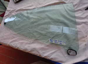 Rh rear window Fiat Dino 2400