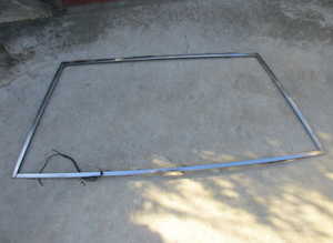 Chrome trim/molding for rear window Maserati Quattroporte AM330