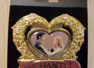 Disney enchanted Giselle & Robert double sided spinner bin badge 2007