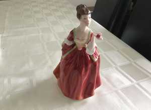 Royal Doulton Flower Of Love HN3970 